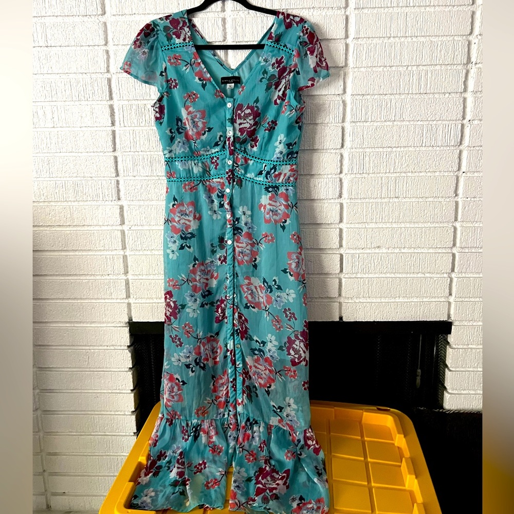 button down v- neck short sleeve dress